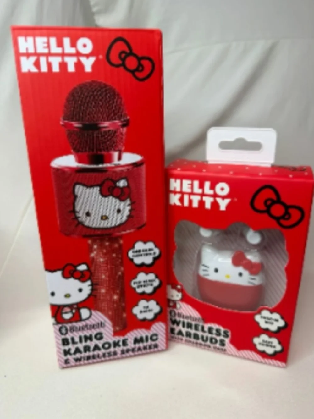 Hello Kitty Red Bling Karaoke Microphone and Wireless Earbuds Set